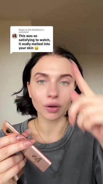 Replying to @Aili Middleton Fully understand why this is viral 🤩🤩 #falldealsforyou #tiktokshopblackfriday #makeupmusthaves #spotlightfinds #tiktokshopcybermonday #tiktokshopholidayhaul #lysbeauty #lysbronzerstick 