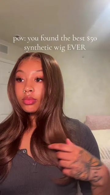 BADDIE ON A BUDGETTT 🥵#syntheticwig #gluelesswig #brownwig #cheapwigs #wiginstall #wig #wigtutorial #tiktokmademebuyit #tiktokshopblackfriday #tiktokshopcybermonday 