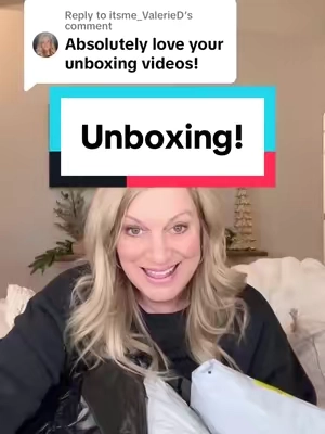 Replying to @itsme_ValerieD The hair straightener has such a plot twist! #tiktokshopblackfriday #tiktokshopcybermonday #honestreview #reviews #unboxing #women  