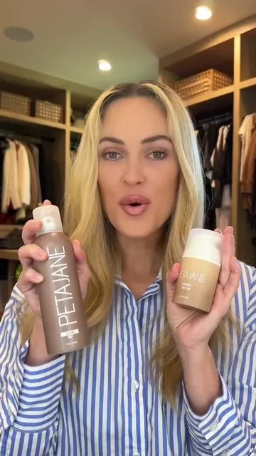 Which product should you use to self-tan your face, a tanning mist or a gradual face tanning lotion? 