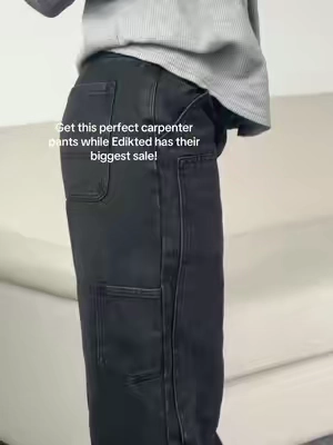 They are so cool and fit PERF #carpenterpants #baggyjeans #baggypants #lowrisebaggyjeans #lowrisejeans #coolpants #blackfridaydeals #bfcm #edikted #tiktokshopcybermonday #tiktokshopblackfriday #tiktokshopholidayhaul 