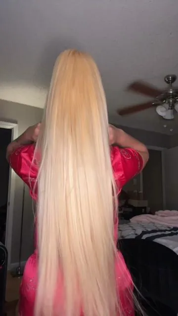 28 inches for only $184, this is absolutely the best blonde hair I have ever gotten! ! ! ! ! I love Tahikiehair! ! ! ! @Tahikie Hair Shop  #613wig #frontalwig #blondewiginstall 