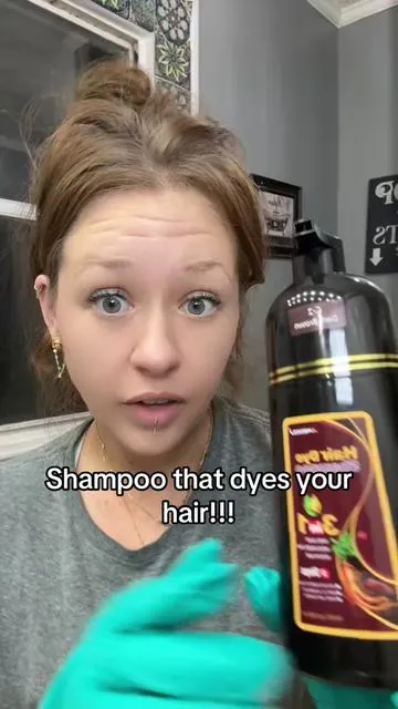 Shampoo that dyes your hair!! #shampoo #hairdye #dye #christmas #christmasgift #giftsforher #giftsforhim #tiktokshopholidayhaul