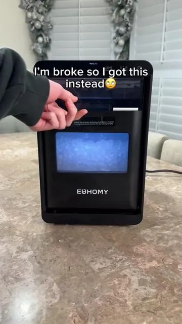 #icemaker #cheapicemaker #iceeating #nuggetice #nuggeticemaker #tiktokicemaker #euhomyicemaker #euhomy 