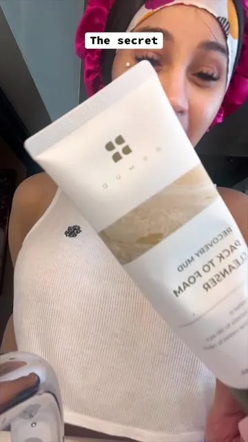 @Cardi B x BRMUD 🌿  Cardi’s favorite korean skincare bundle is from TikTok?! The cleanser and mud mask bundle is finally live 🌟 Grab the bundle while it’s still in stock! #cardib #mudmask #mask #cleanser #skincare #koreanskincare #shop #tts #tiktokshop #shopnow #viral #grow #fyp #glowingskin #brmud #deal 