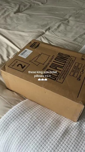 Trying to find the best affordable bed pillows and these are on the too of my list!  #tiktokshop #pillow #bed #tiktokshopfinds #cozybedroom 