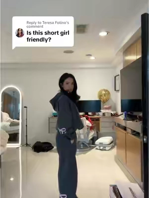 Replying to @Teresa Fotino You can also fold them up! Super cute!  #sweats #sweatpants #pants #cozyset #sweatset #loungewear #loungeset #outfit #OOTD #hoodie #edikted #ediktedad #bowset #christmasgift #giftidea #xmasgift #tiktokshopholidayhaul #giftguide @Edikted 