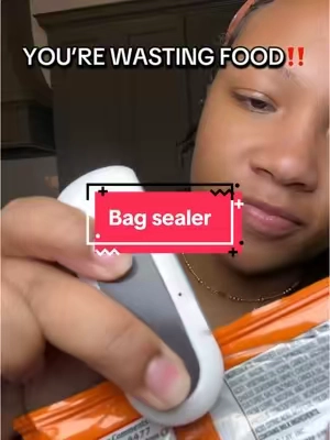 This bag sealer from @FaddishDeal is a kitchen must have!! Especially when my kids dont finish their snacks! Super inexpensive gatchet . #bagsealerandcutter #portablesealingmachine #kitchenmusthaves 