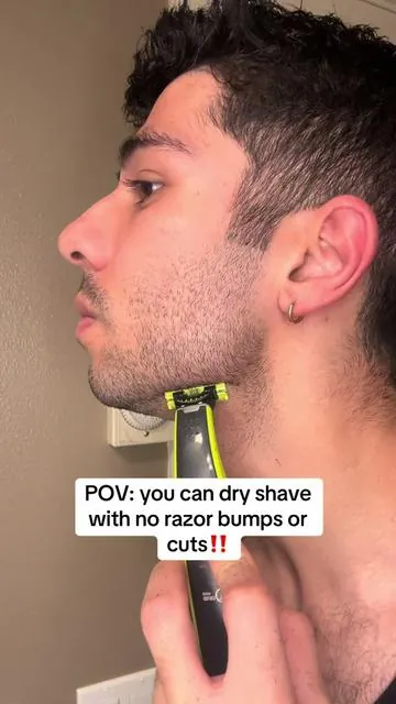 Actually the best shaver I’ve EVER used #shaver #beard #trimmer #mensbeauty #beardtrim #mensshaving 