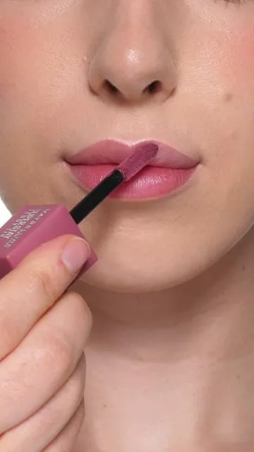Today’s lip 💋👄 Wearing the @Maybelline NY Teddy Tint in shade 55 Kneehigh. A cute, wearable shade that feels lightweight❤️ Purchased by me. #lipswatch #lipswatches #teddytint 