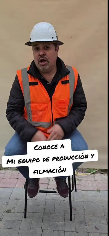 Este es mi equipo de filmación y tu también lo puedes tener. Yo grabo todos mis videos y tutoriales de construcción solo. Estos gimbal o estabilizadores son compatibles con IPhone y android   #gimbal #estabilizador #video #filmacion #maestrooskar #hohem #videoyfotografia #audioyvideo #recording #gimbalstabilizer #stabilizer #contenido #content  #phonestabilizer #camera #camarografo #cameraman 