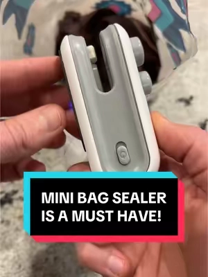 Those chip clips are a thing of the past! Get you this mini bag sealer! #minibagsealer #bagsealer #snackbreak #tiktokshopfinds #flashsale #KitchenHacks #kitchengadgets 
