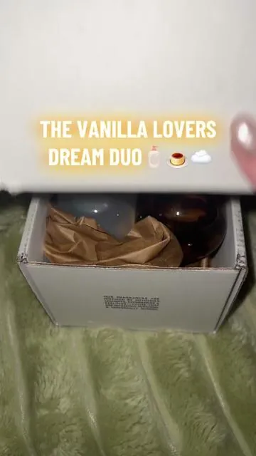 This duo will not last long with $10 off so yall better grab it while you can!! #vanillaskin #phlurfragrance #phlurvanillaskin #phlurheavycream #fragrancetiktok #vanillaperfume #vanillascents #vanillaperfumes #bestvanillaperfume 