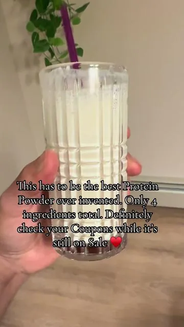 I’m so impressed and glad that there’s no JUNK in this. So tired of seeing a paragraph in the ingredients section of proteins #wellious #protein #proteinshake #gymtok #highprotein #proteinpowder #welliousproteinpowder #gym #tiktokmademebuyit 