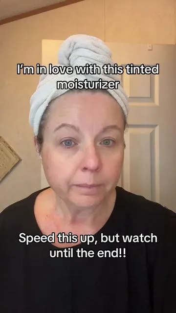 It’s time to stop sleeping in this tinted moisturizer from Laura Geller! It’s gives blurring coverage and keeps you looking radiant all day long! #skincareover40 #skincareover50 #tintedmoisturizer @Laura Geller Beauty 