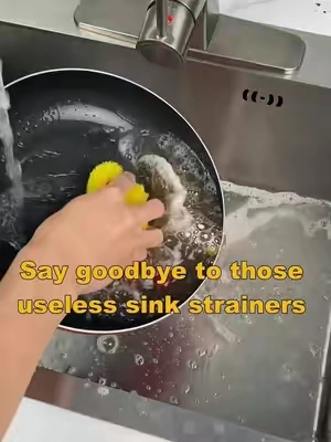say goodbye to those useless sink strainers💦  #kitchen #kitchensink #KitchenHacks #kitchenset #kitchenstyle #sink #cleaning #cleaningtiktok #clean #washing #vegtables #fruit #foru #farmlife #farmhouse  #homecooking #goodtimekitchen#happyathome  