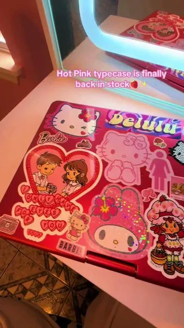 get before it gone or before tiktok goes bye bye 😍😘🍓 #fyp #foryou #foryoupage #foryouuuu #fy #ipad #ipadtok #pink #hellokitty #CapCut 