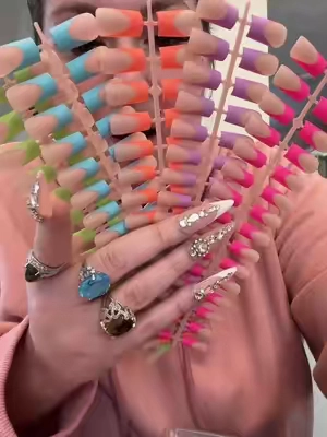 Presson nails #nails #acrylicnails #nailsoftiktok #pressonnails #acrylicnail 