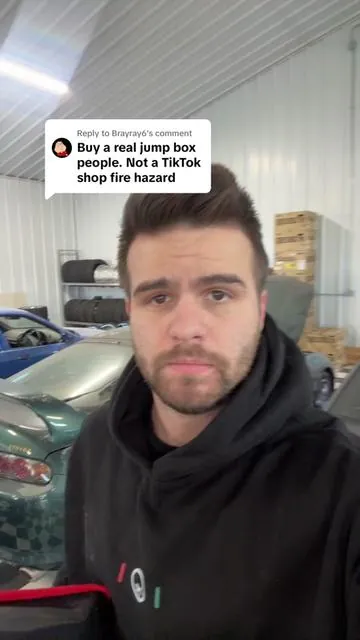 Replying to @Brayray6  guess it is in fact real😬 #jumpbox #tireinflator #gooloo #flashsale #tiktokshop #flattire #caressentials #fyp #tiktokshop 