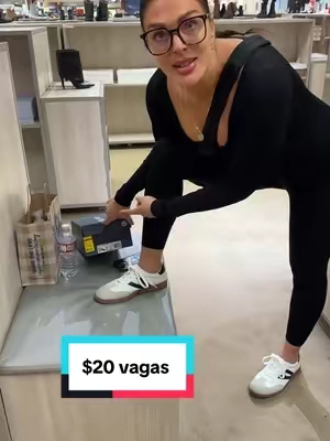 Replying to @hi.its.me.emmy. You can’t beat this price and these shoes are so much cuter than the $200 ones. #shoes #sneakers #tiktokshopfinds #OOTD #trending #tiktokshoploveatfirstfind #comfortableshoes 