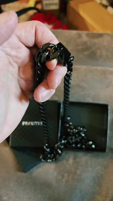 #reviewing prosteel Miami Cuban chain 14 mm x 30“ black #ProSteel #MiamiCubanChain #MiamiCuban #Miami #CubanChain #Mens#CubanChain #Chain#Necklace #Chains #Bling #Silver #Gold #Stainless #Stainlesssteel#Heavy #HeavyDuty #Jewelry #Valentines #Valentinesday#Present #Gift #road15K #Trending
