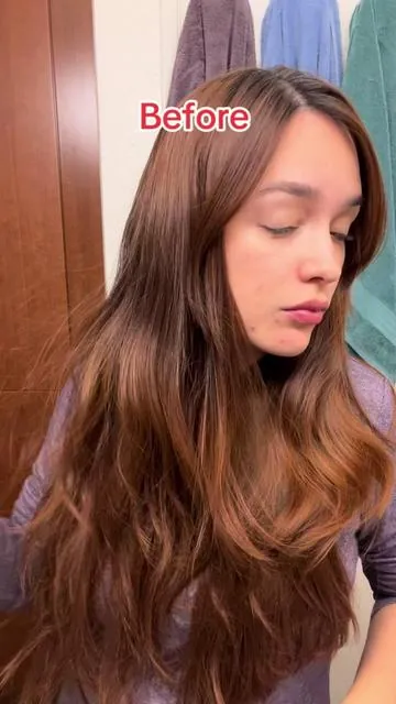 I love how it doesn't damage my hair and always turns out so good! Btw the before is after not using it for month #hairdye #chestnutbrown #hairdyeshampoo #dyingmyhair 
