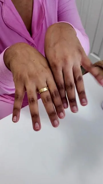 #nails #gelx #diy #nailtutorial #pressonnails #easynailart #pinkfrenchnails #frenchnails 