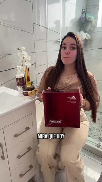 La suavidad y el brillo que deja este set al cabello es inigualable #karseell #karseellcollagen #karseellhairmask #aurita #vlogs #tipsdelimpieza #viral #fyp #parati #lifestyle#tips #motivacion #tiktok #reels #routine #influencer #cleaning 