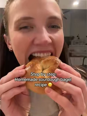 THE BEST HOMEMADE SOURDOUGH BAGEL RECIPE 😍  Hopefully these steps are easy to follow, I know you can do it  And these sourdough bread bags are amazinggg I had to share! If you make your own bread, they’re a must have!  Recipe by: @Simplicity and a Starter  #sourdoughforbeginners #sourdoughbagels #sourdoughtiktok #sourdoughbaker #bagelrecipe #breadbag #sourdoughbagels #bagelrecipe 