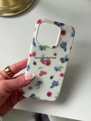 Absolutely in LOVE 🥹🍓🫐 #berryphonecase #phonecase #phonecases #cutephonecases #cutephonecase #coquetteaesthetic #coquettephonecase #coquettecore #phoneaccessories #tiktokshoploveatfirstfind #ttsdelightnow #giftguide #seasonalgems #lovelanguage #velvetcaviar #velvetcaviarphonecase 