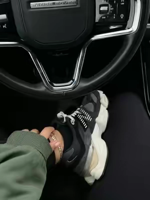 #newbalance #newbalance9060 #9060 #9060newbalance @Evans Sneakers 