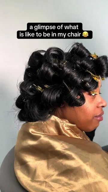 pin curls just give old school vibes😭😭😭 #hair #pincurls #houston #quickweaves 