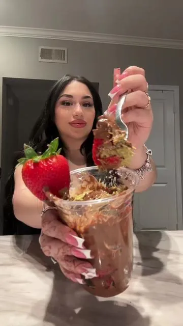 Omg 🍓🍫❤️#fyp #fypagetiktok #foryoupage 