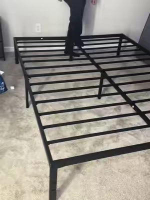 Base cama metálica @Sweet Furniture #basecama #metalica #resistente #habitacion #bed #frame #sweetcrispyfurniture #sweetfurniture #tiktokshop 