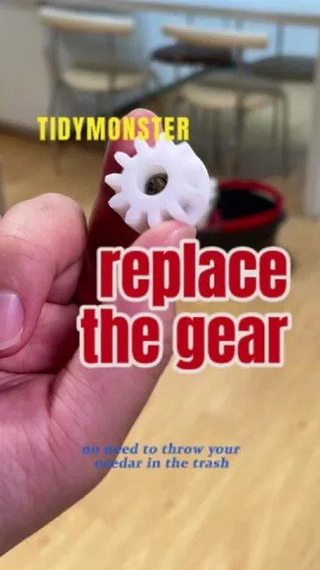 If the pedal of your ocedar bucket is broken,don’t rush to replace it.you can buy this gear instead.#ocedarmop #homesupplies #ocedarmophack #fixit #gear 