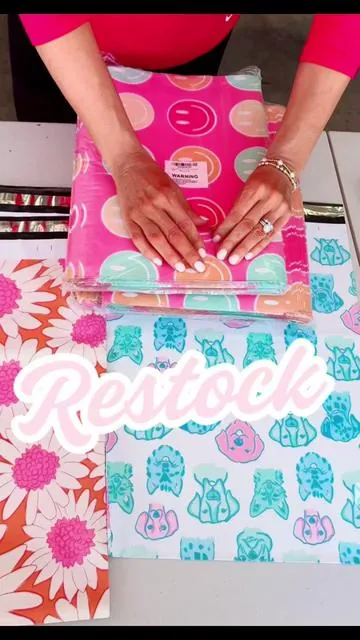 Restock Smiley Faces 🥰🤩🥰 #restock #restockwithme #polymailers 