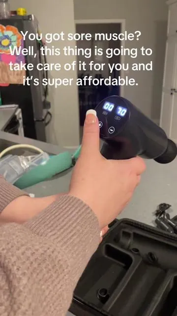 Yes, sore muscles. Well, this thing is going to take care of. It has all these different attachments and it is so affordable. I#Carter ❤️ go to five like more deep tissue.#massager #massagegun #soremuscles #musclerelief #massagedevice #tiktokshopfinds 