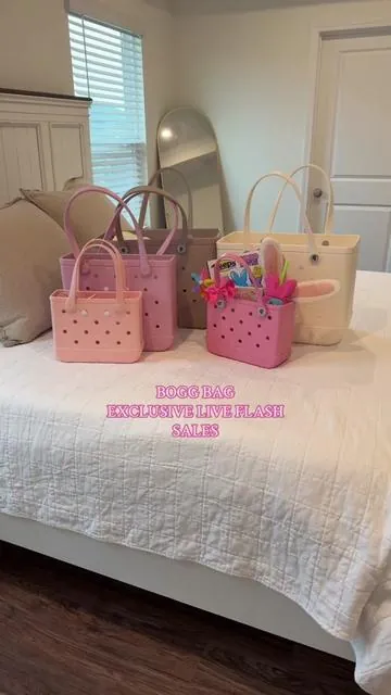 Exclusive discount on Bogg Bags! The best bag for spring and summer! ☀️ #boggbag #summeressentials #boggbags 
