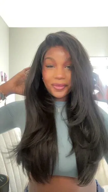 I was genuinely confused as to why they are charging this low😭 pre-bleached, styled, and cut!   #beauty #hair #hairextensions 