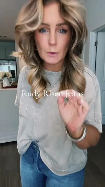 Obsessed with thes Rudy Risen Jeans! They truly fit perfectly #creatorsearchinsights #tiktokshop #tiktokaffliate #tiktokcreator #jeans#style#fashion 