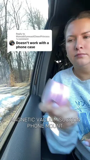 Replying to @Mama&GymnastCheerPrincess Comes with a magnetic ring that you can adhere to any phone case so it will magnetize to the phone mount! You don’t need to charge it so you have unlimited usage 👏🏽  • • #phone #phonecase #phonemount #suctioncupmount #vacuumsuction #vacuumsuctionphoneholder #tripod #phoneholder 
