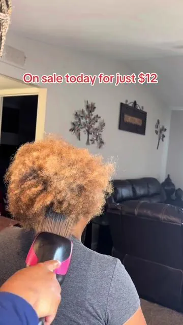 #blowdryerbrush #4chair #type4hair #straighteningbrush #straightnatural 