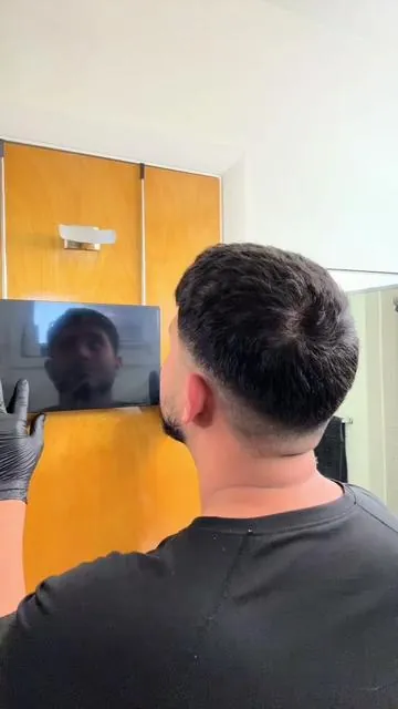 #360mirror #3waymirror #3waymirrorwithled #360mirrorwithled #mirrorled #led #espejo360 #espejoparabarberia #haircut #selfcut #lipfisbarbershop #barbershop 