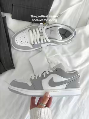For me this is the most comfortable and most aesthetic Nike footwear 🤍 #sneakers #sneakertrends2025 #jordan1low #wolfgreyjordans #womensneakers #sneakercollection #springfashion #TTSFashionFam #TikTokShopSpringGlowUp #tiktokshopfinds 