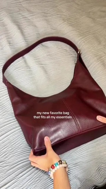 Immediately yes please ❤️‍🔥 #tiktokshop #leatherbag #shoulderbag #whatsinmybag 