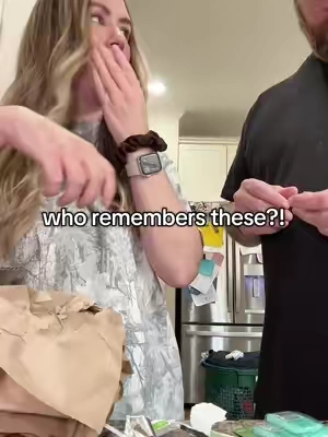 The burn is addictive. #breathstrips #listerinebreathstrips #nostalgic #early2000s #unboxing 
