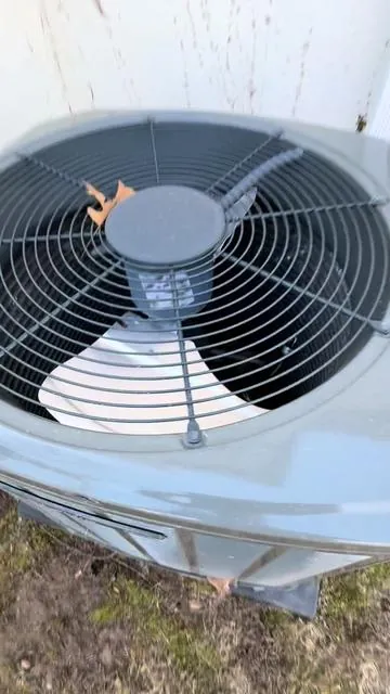 Air conditioner cover  #airconditioner #airconditionercleaning #spring #springtok #springcleaning #cleantok #homeimprovement #homeremedy #homeproject #homecare #ttslevelup #tiktokshopcreatorpicks #giftguide #lovelanguage 