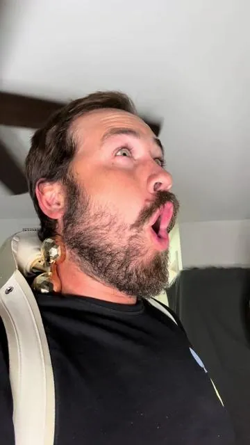 The perfect neck massager! @SKGOfficial #SKGFlexMassager #SKG #SKGMassager #SKGGift #SKGMassager #SKGGift #skghealth #neckpain #neckpainrelief #shoulderpain