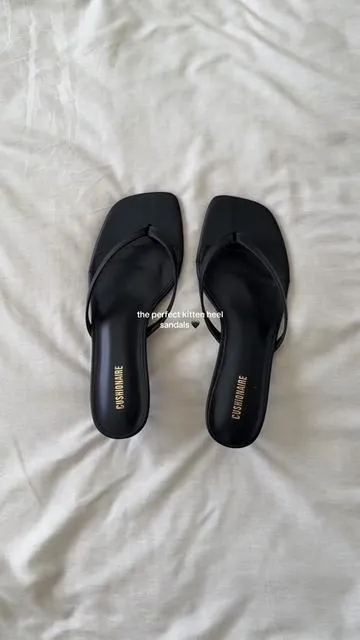 kitten heel sandals 🖤 i love this style heel for spring + summer. They also have a wide foot version so I’d say they’re wide foot friendly. I def want more colors in these heels 🥹 #kittenheels #heelsandals #sandalheels #kittenheel #heels #heelsforwomen #shoesforwomen #springtok #springfashionfest 