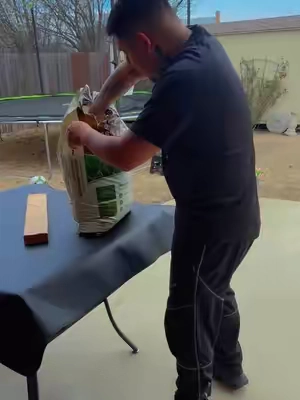 #healthygrass #grass #yardwork #yard #nutrientsoil #turfgrass #beatiful #fyp #parati #tiktok #tiktokshop #tiktokshopfinds #spring #viralvideo #tiktok #parati 